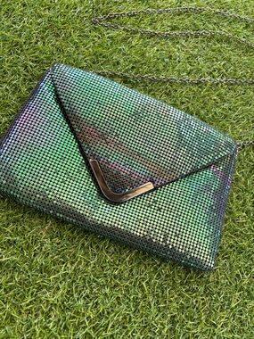 Iridescent Color Change Green/Purple Metal Mesh Envelope Clutch with Chain